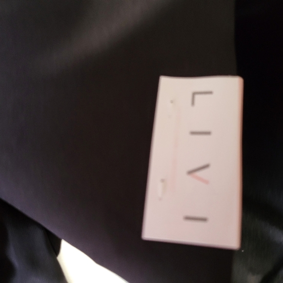 NEW Livi Capri leggings Size 14/16 (32) - Picture 5 of 6